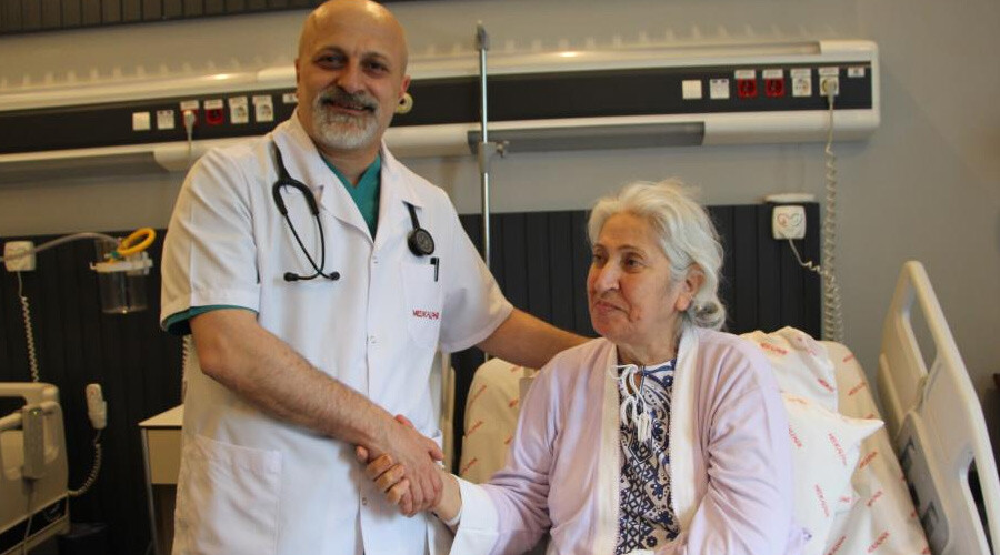 Almanya’daki doktorlar ‘ameliyat yapamayız’ dedi, Türkiye’de şifa buldu Almanya’daki doktorlar ‘ameliyat yapamayız’ dedi, Türkiye’de şifa buldu