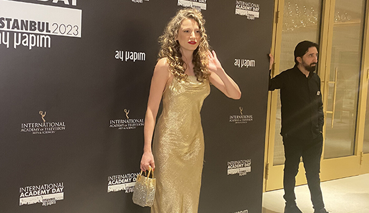 Uluslararası Emmy Ödülleri&#039;ni dağıtan akademi İstanbul&#039;da Türk oyuncular ile bir araya geldi