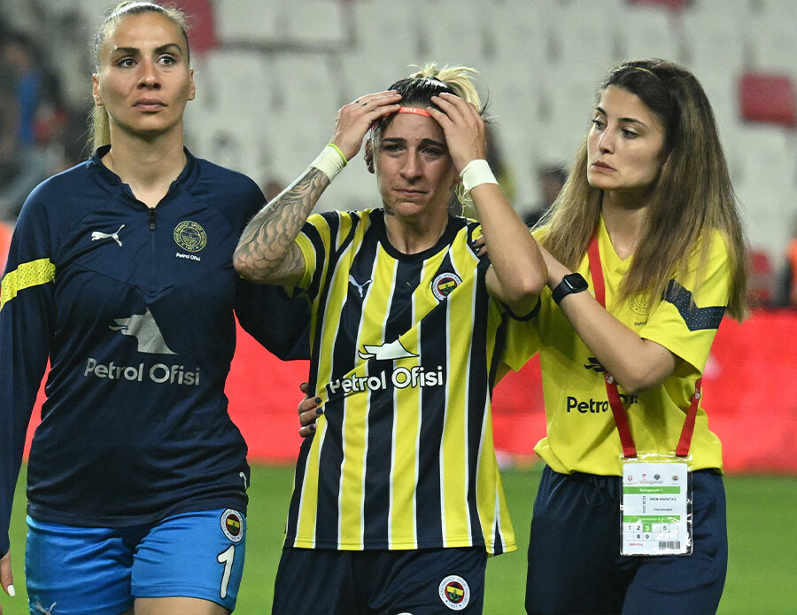 Fenerbahçe son dakikada şampiyonluğu kaçırdı! Kupayı Ankara Büyükşehir Belediyesi Fomget kazandı