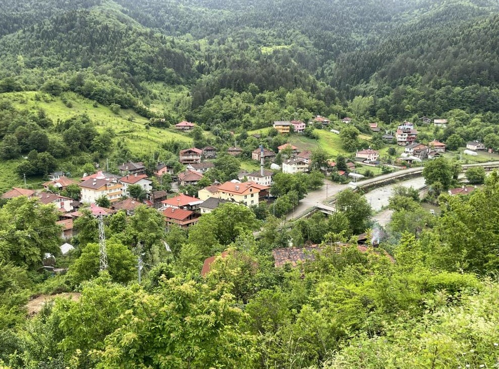 Adalet Bakanı Tunç’un doğduğu köyde sevinç! ‘Sabaha kadar uyumadık’