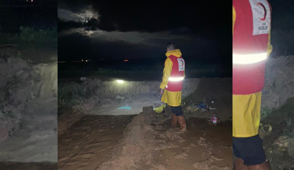 Sel felaketi Konya'nın 3 ilçesinde hayatı felç etti! Birçok evi su bastı, tarım arazileri zarar gördü