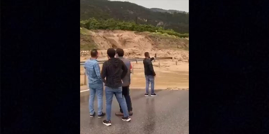 Üç ilde okullar şiddetli yağış nedeniyle tatil edildi