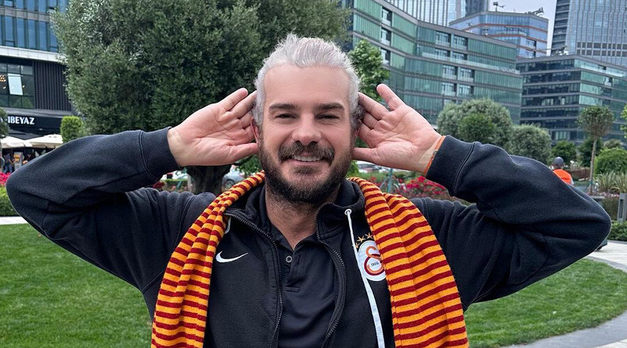 Burcu Özberk’ten Galatasaray formalı poz! Şampiyonluğu böyle kutladı Burcu Özberk’ten Galatasaray formalı poz! Şampiyonluğu böyle kutladı