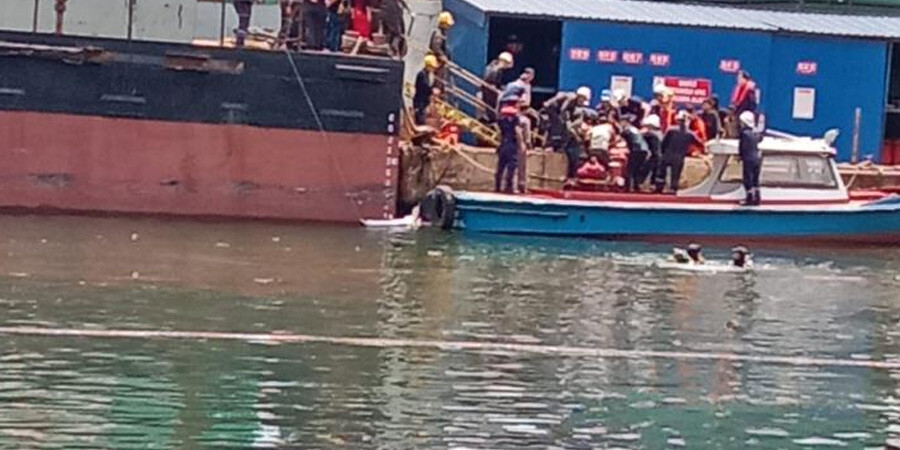 Tuzla’da acı olay! Denize düşen 18 yaşındaki işçi hayatını kaybetti Tuzla’da acı olay! Denize düşen 18 yaşındaki işçi hayatını kaybetti