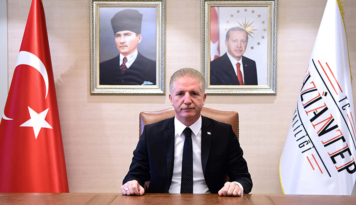 İstanbul genelinde okullar bir gün daha tatil! Vali Davut Gül açıkladı İstanbul'un yeni valisi Davut Gül oldu | Türkiye Gazetesi