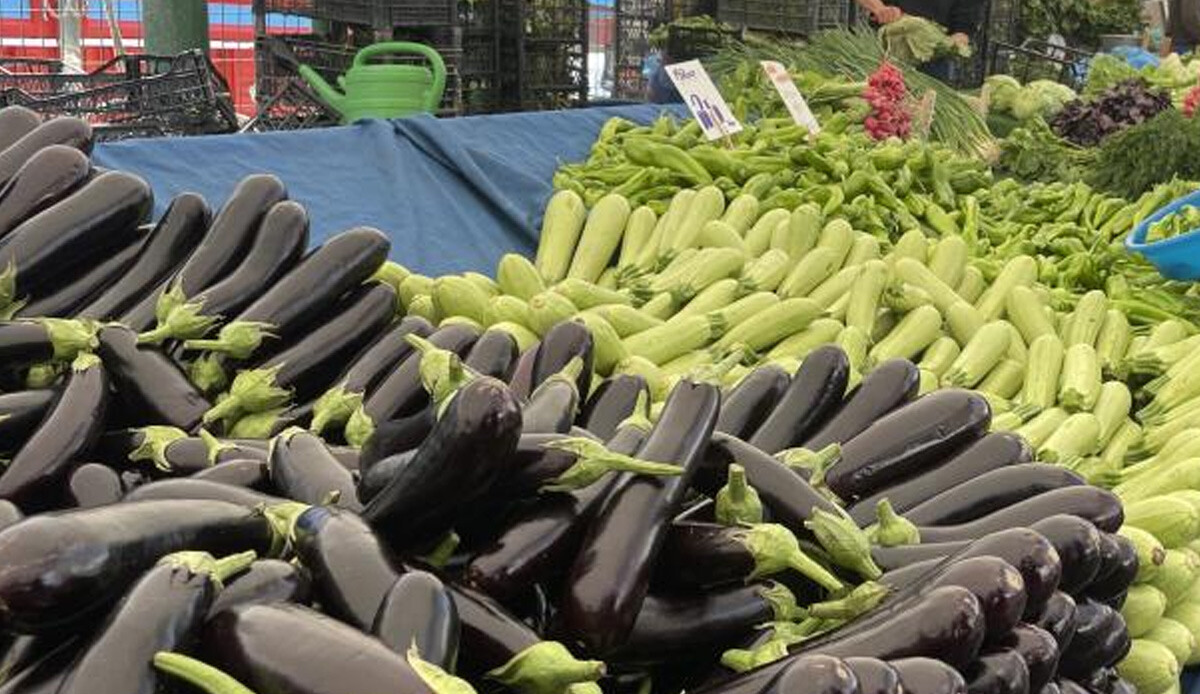 Havalar ısındı beklenen gerçekleşti! Sebze fiyatları düştü