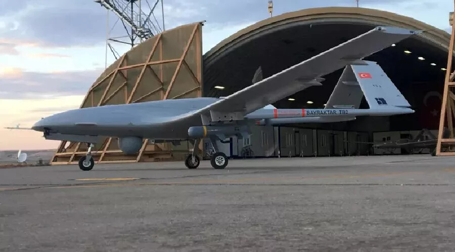 Arnavutluk'tan Türkiye’nin yerli ve milli gururu Bayraktar TB2'ye yoğun ilgi