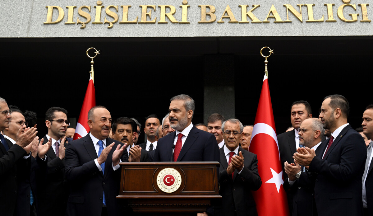 Hakan Fidan’ı bekleyen diplomatik sınamalar! Ortadoğu’da normalleşme, Mavi Anavatan ve Batı ile ilişkiler Hakan Fidan’ı bekleyen diplomatik sınamalar! Ortadoğu’da normalleşme, Mavi Anavatan ve Batı ile ilişkiler