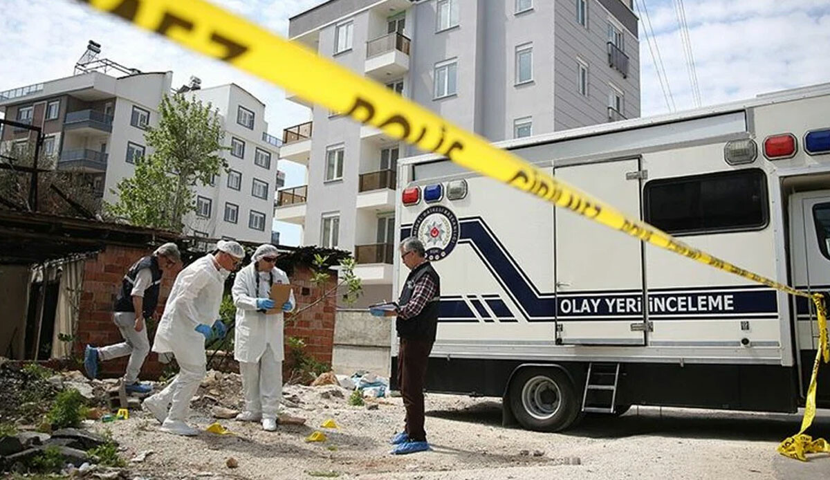 İstanbul’da korkunç cinayet: Uyuyor sandılar gerçek ortaya çıktı İstanbul’da korkunç cinayet: Uyuyor sandılar gerçek ortaya çıktı