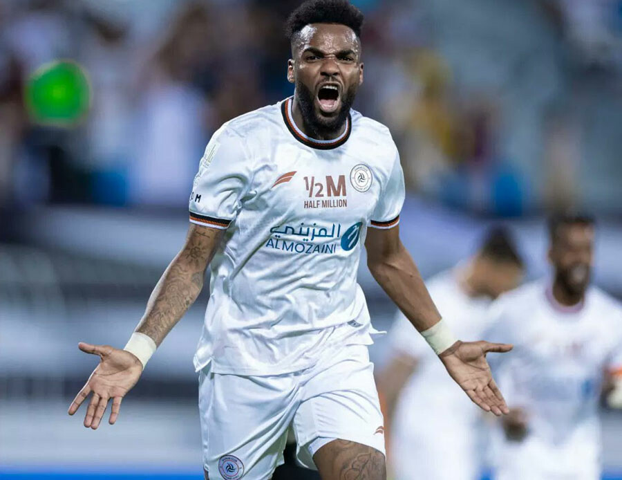 Süper Lig'in gol kralı Boupendza geri dönüyor! Gabonlu yıldız İstanbul'a davet edildi