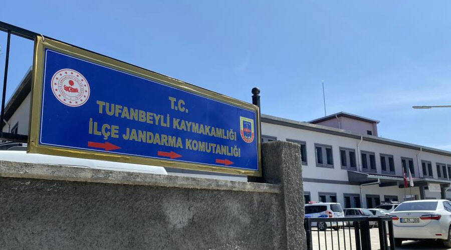 Jandarma karakol komutanının feci sonu: Evinde kanlar içinde bulundu Jandarma karakol komutanının feci sonu: Evinde kanlar içinde bulundu