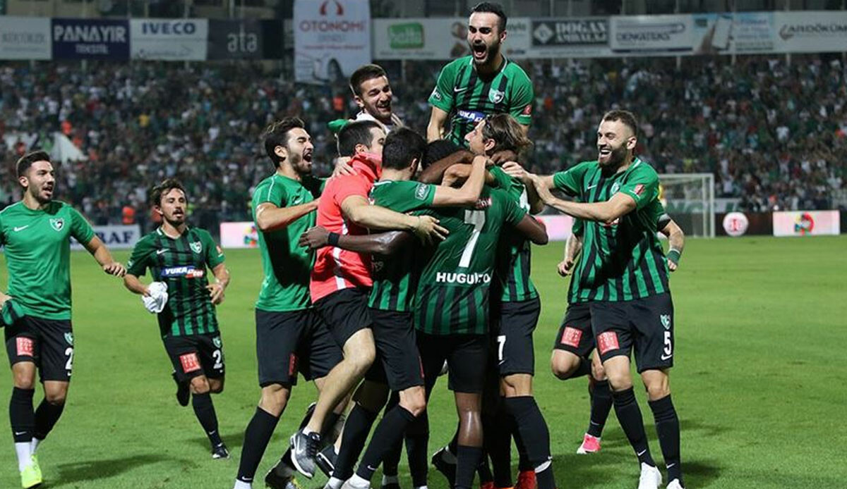Denizlispor&#039;a icraya gelen memurlar çay içip geri döndü