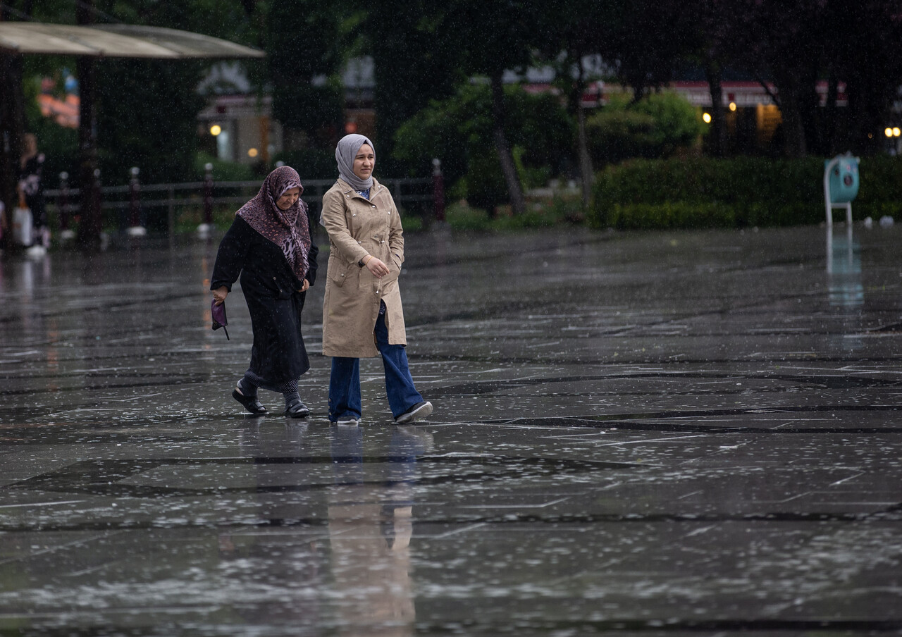 Meteoroloji uzmanı bölge bölge uyardı: Bugün başlıyor, kuvvetli vuracak