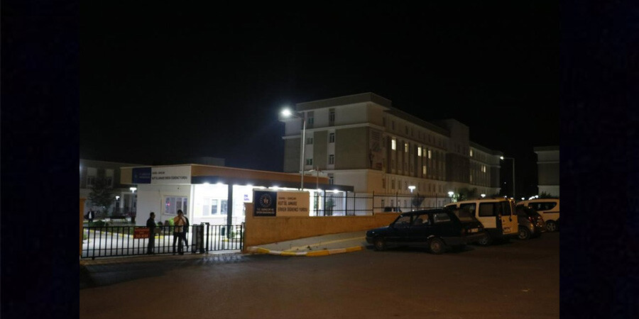 Öğrenci yurdunda dehşet: Güvenlik görevlisi öldürüldü