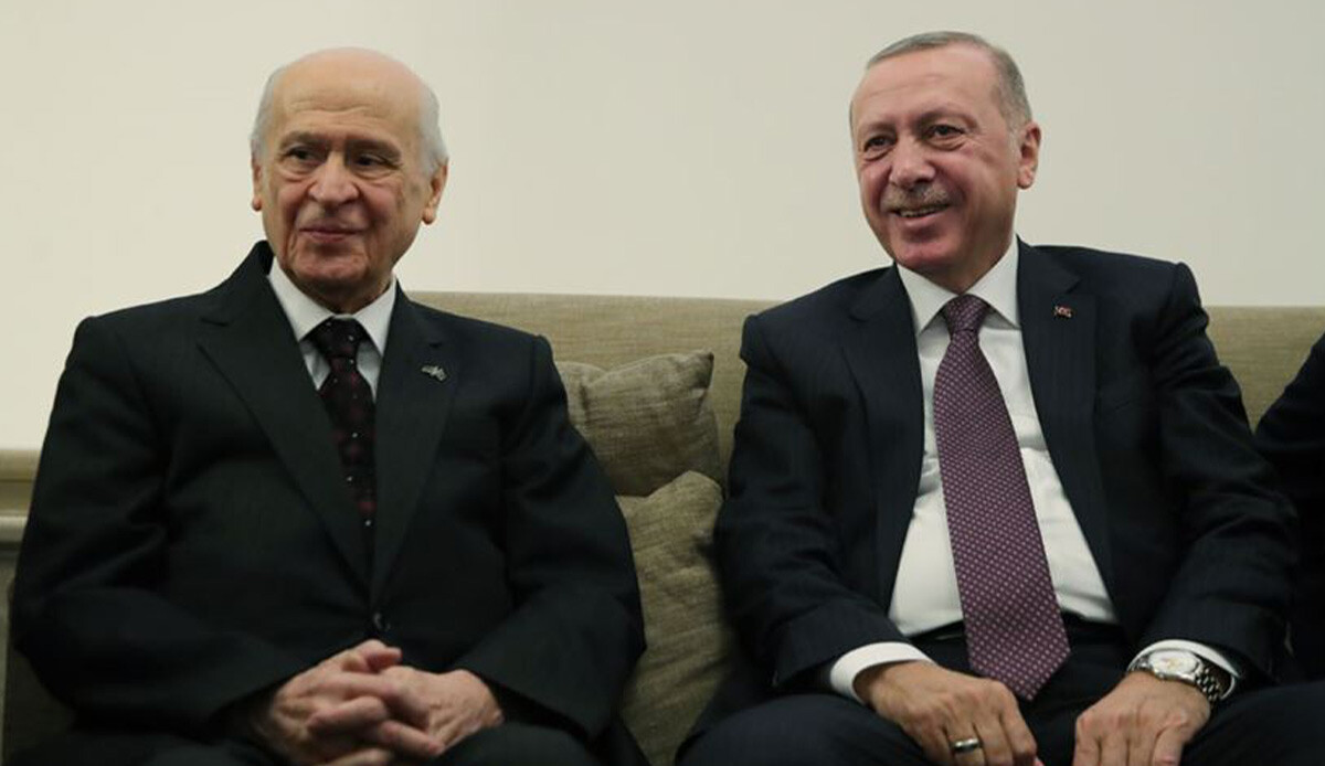 Erdoğan'dan, Bahçeli'ye özel teşekkür Erdoğan'dan, Bahçeli'ye özel teşekkür