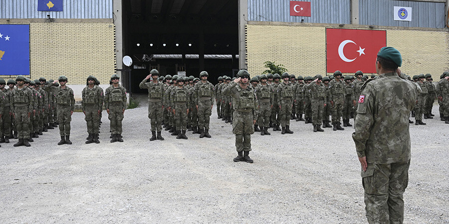 Mehmetçiğin Kosova'ya intikali tamamlandı