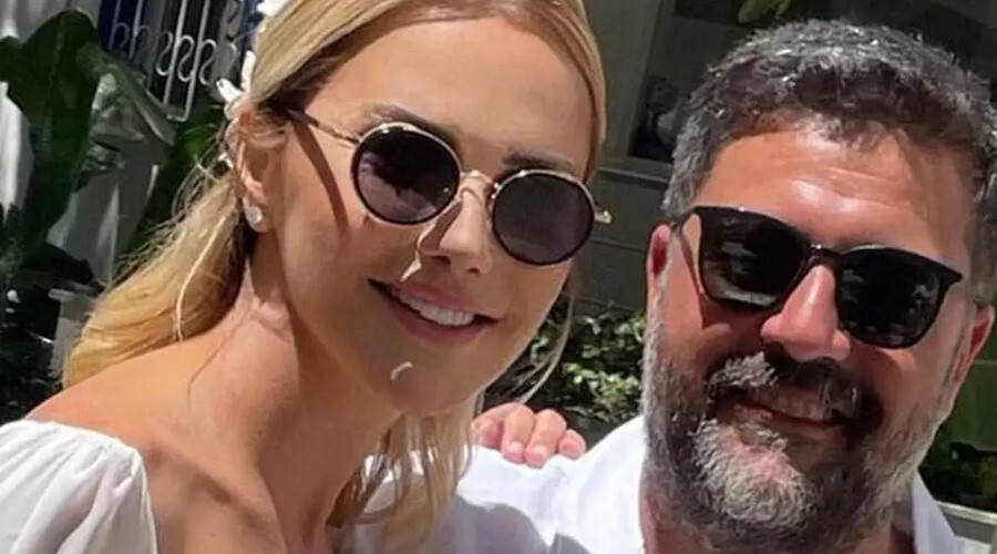 Eşini kaybetmişti… ‘Tehdit edildim’ diyen Ece Erken, davaya katılmaktan vazgeçti Eşini kaybetmişti… ‘Tehdit edildim’ diyen Ece Erken, davaya katılmaktan vazgeçti