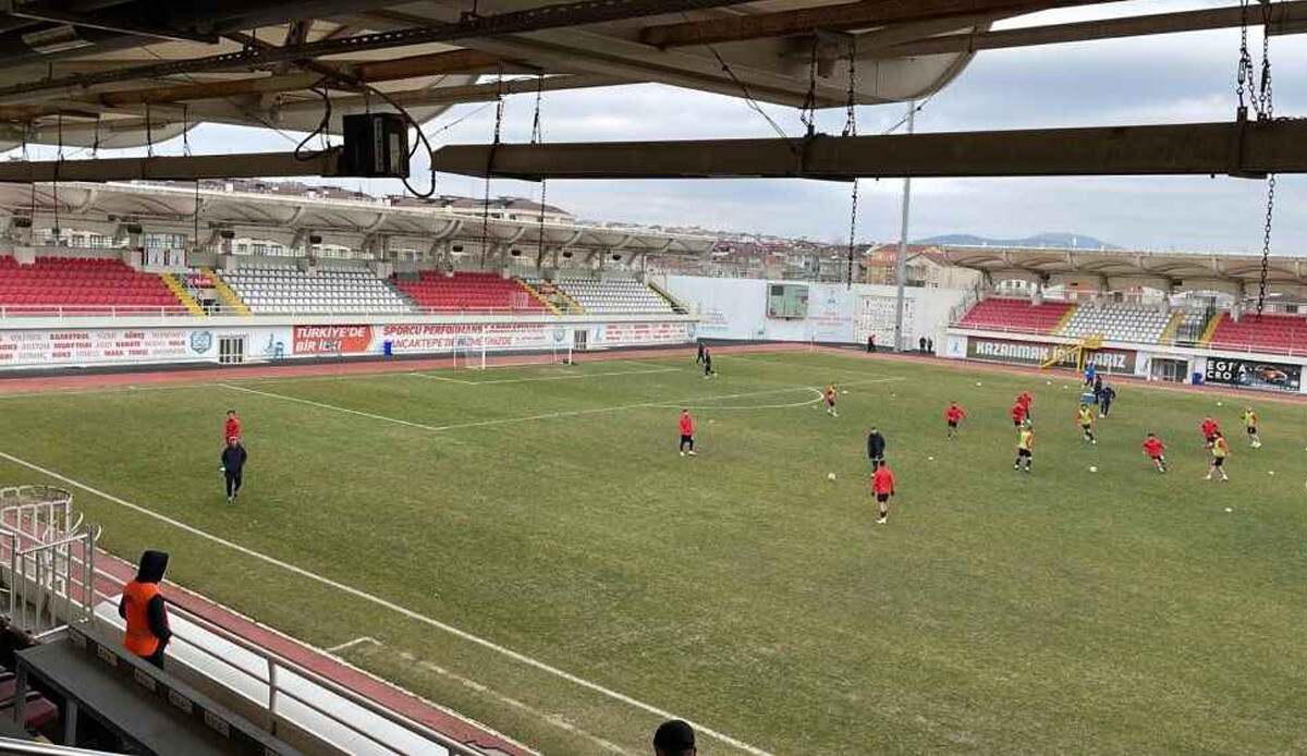 İstanbul'da sahibinden satılık futbol kulübü! Bulunduğu semtte evler daha pahalı İstanbul'da sahibinden satılık futbol kulübü! Bulunduğu semtte evler daha pahalı