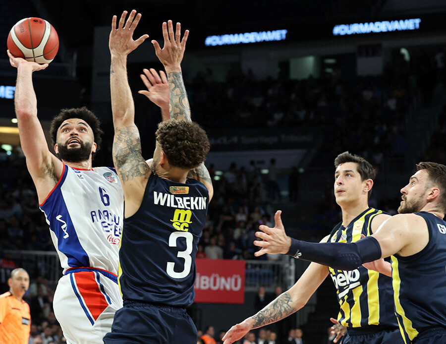 A.Efes maçı sonrası Fenerbahçe'den hakemlere tepki: Dur demenin zamanı gelmiştir A.Efes maçı sonrası Fenerbahçe'den hakemlere tepki: Dur demenin zamanı gelmiştir