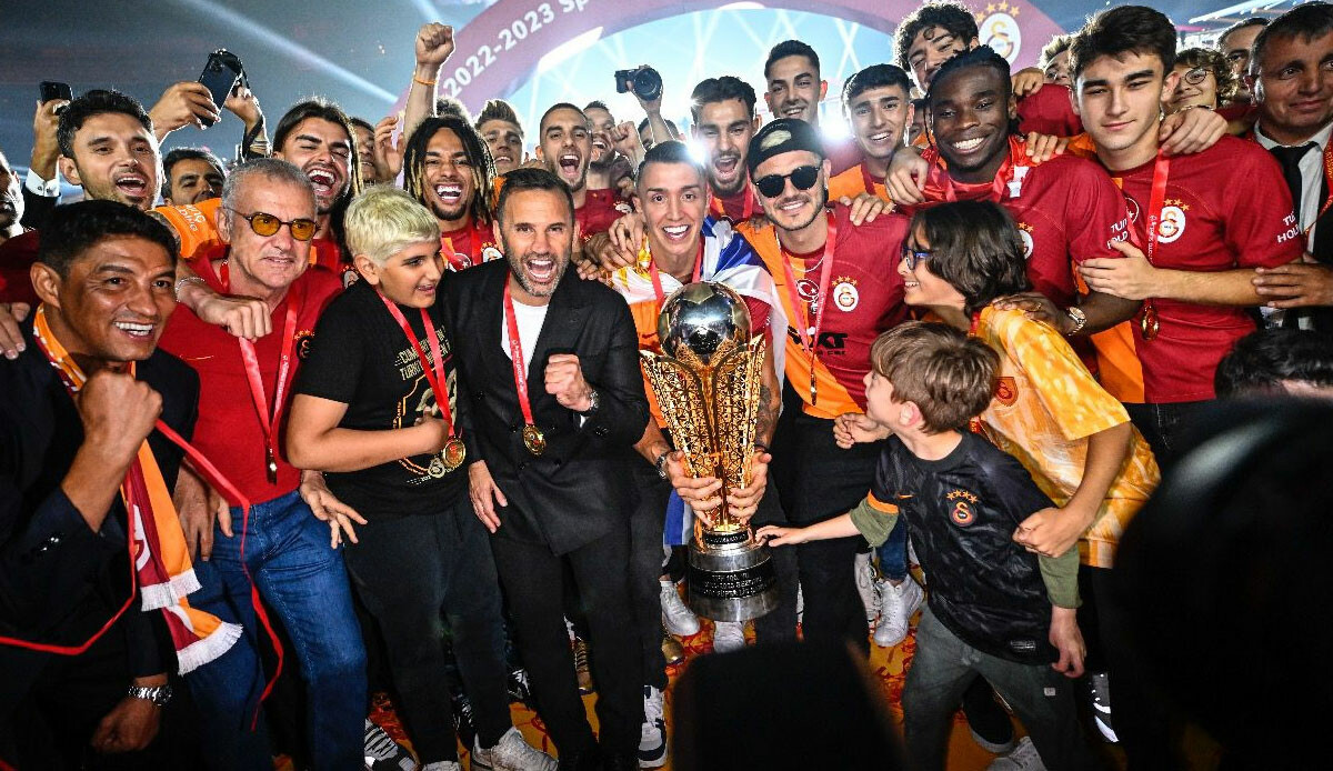 Galatasaray&#039;da ilk ayrılık gerçekleşti! &#039;Seninle birlikte zaferler kazanmak çok güzeldi&#039;
