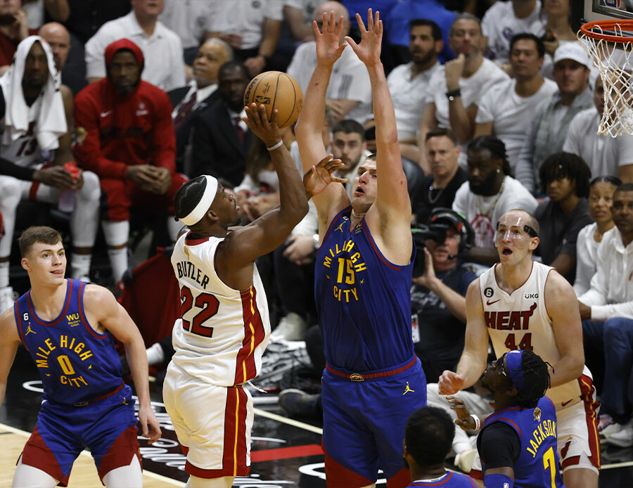 Denver Nuggets NBA final serisinde öne geçti Denver Nuggets NBA final serisinde öne geçti
