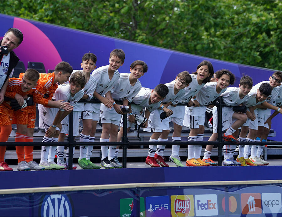 UEFA Şampiyonlar Festivali'nin açılışı töreni yapıldı! Etkinlikler ücretsiz olacak