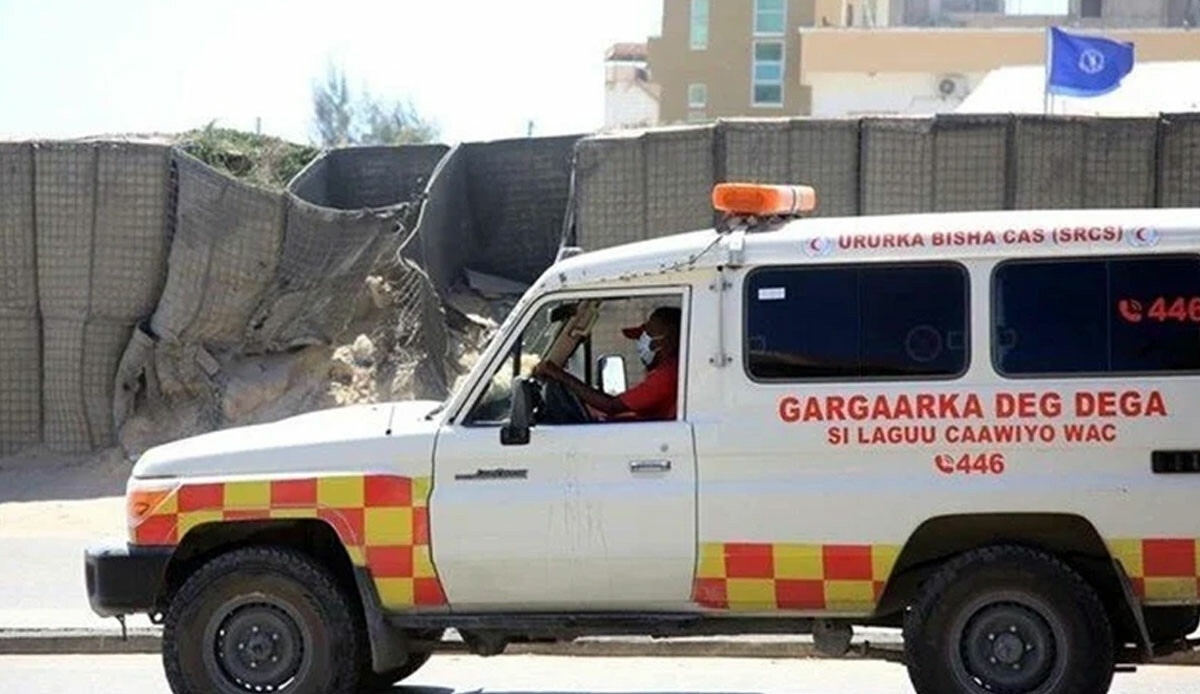 Somali'de çocuk parkında büyük patlama: 22 çocuk öldü Somali'de çocuk parkında büyük patlama: 22 çocuk öldü
