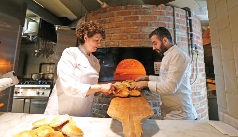 Adnan Şahin ve Michelin ödüllü eşi Deniz Şahin: Reçinemiz Anadolu mutfakları