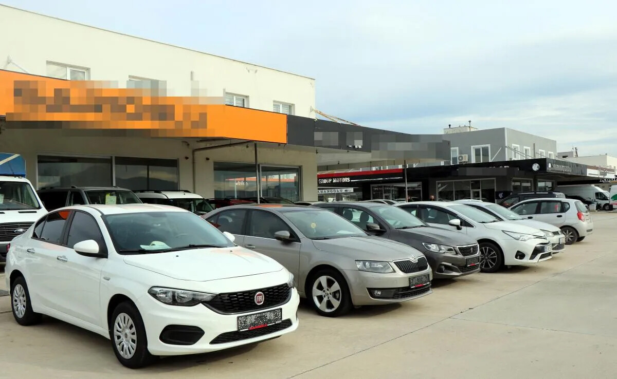 Sıfır ve ikinci el otomobilde zam dalgası! Türkiye'nin en ucuz ve en çok satılan aracı 1 milyon TL'yi aştı!