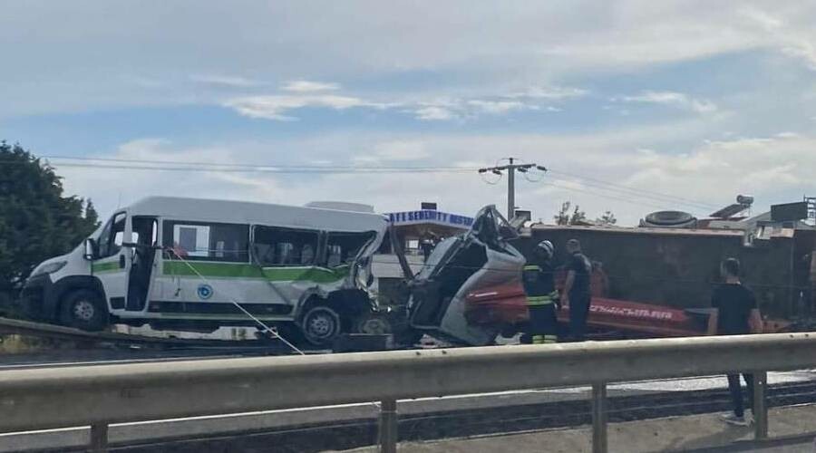 Ortalık savaş alanına döndü! Tekirdağ’da feci kaza: Çok sayıda yaralı var Ortalık savaş alanına döndü! Tekirdağ’da feci kaza: Çok sayıda yaralı var