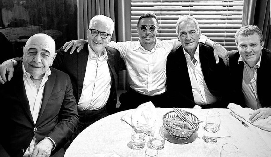 Yine final, yine Nusret! Sosyal medyada yorum yağdı: Adam her masada var...