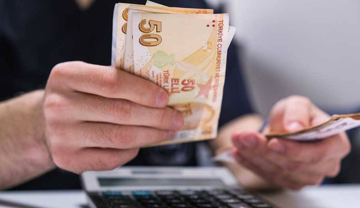 Asgari ücrette ara zam için trafik başlıyor: İşçi 500 dolara gözünü dikti Asgari ücrette ara zam için trafik başlıyor: İşçi 500 dolara gözünü dikti