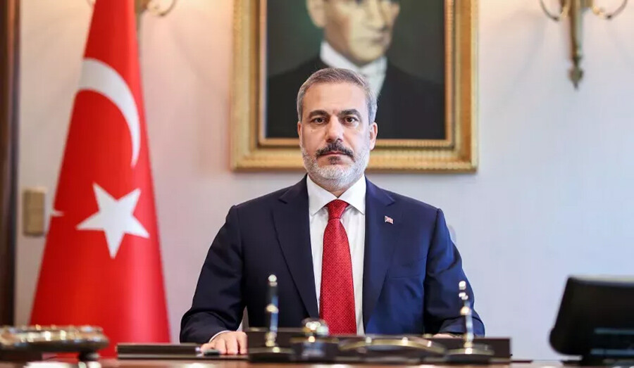 İsveç'in NATO üyeliği için diplomasi trafiği: Ankara'nın tavrı net hakan fidan