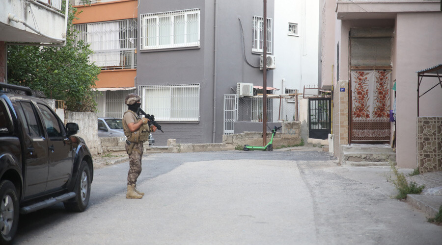 2 ilde film sahnelerini aratmayan operasyon: 13 şüpheli gözaltında