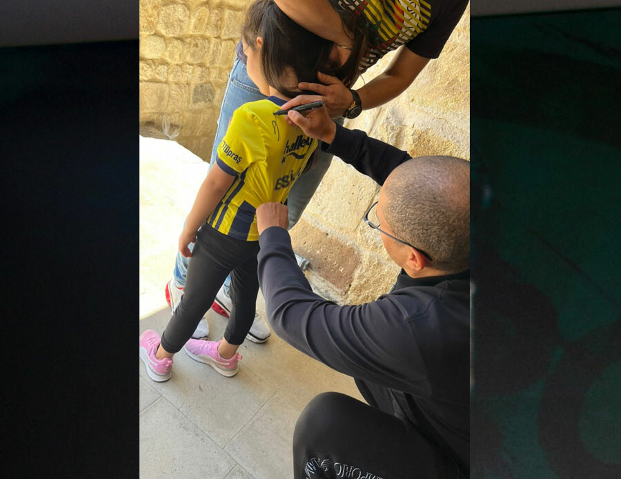 Alex de Souza Kapadokya'yı gezip, çanak çömlek yaptı Alex de Souza Kapadokya'yı gezip, çanak çömlek yaptı