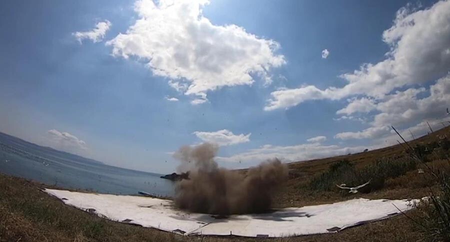 Bayraktar AKINCI'ndan bir ilk! Hedefi tam isabetle vurdu