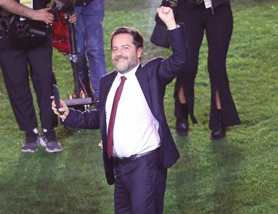 Erden Timur, Talisca ve Icardi gerçeklerini canlı yayında açıkladı Erden Timur, Talisca ve Icardi gerçeklerini canlı yayında açıkladı