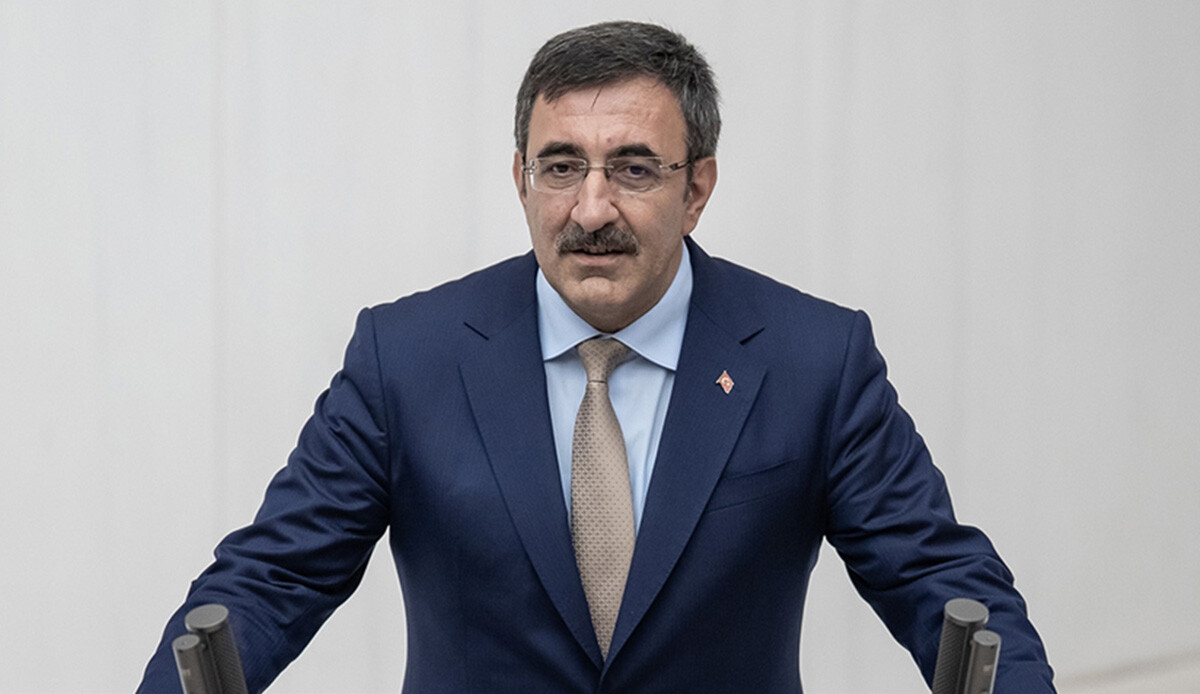 Cumhurbaşkanı Yardımcısı Yılmaz'dan Azerbaycan'a anlamlı kutlama Cumhurbaşkanı Yardımcısı Yılmaz'dan Azerbaycan'a anlamlı kutlama
