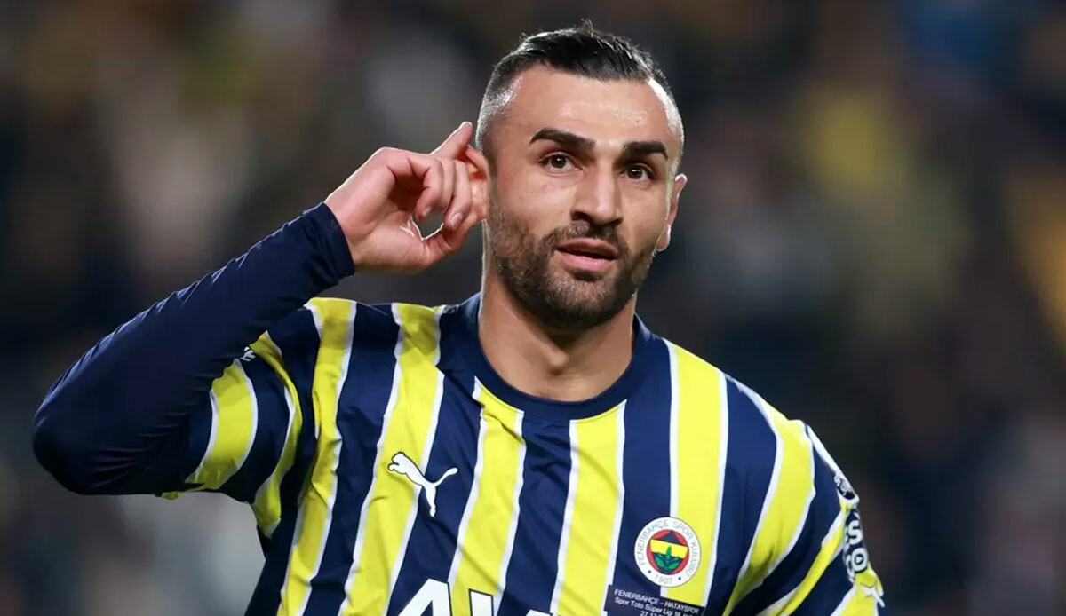 Serdar Dursun Fenerbahçe'ye veda ediyor! Milli golcü Süper Lig'de oynamaya devam edecek Serdar Dursun Fenerbahçe'ye veda ediyor! Milli golcü Süper Lig'de oynamaya devam edecek