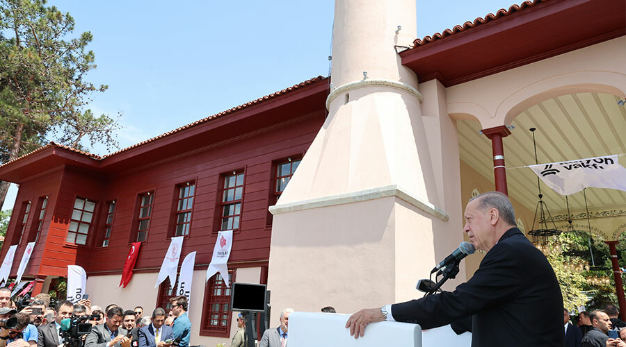 Cumhurbaşkanı Erdoğan: İstanbul'u fetret devrinden çıkaracağız Cumhurbaşkanı Erdoğan: İstanbul'u fetret devrinden çıkaracağız