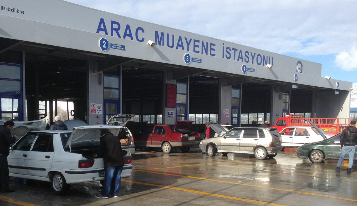 Milyonlarca kişiyi ilgilendiriyor! Araç muayenesinde yeni dönem başlıyor Milyonlarca kişiyi ilgilendiriyor! Araç muayenesinde yeni dönem başlıyor