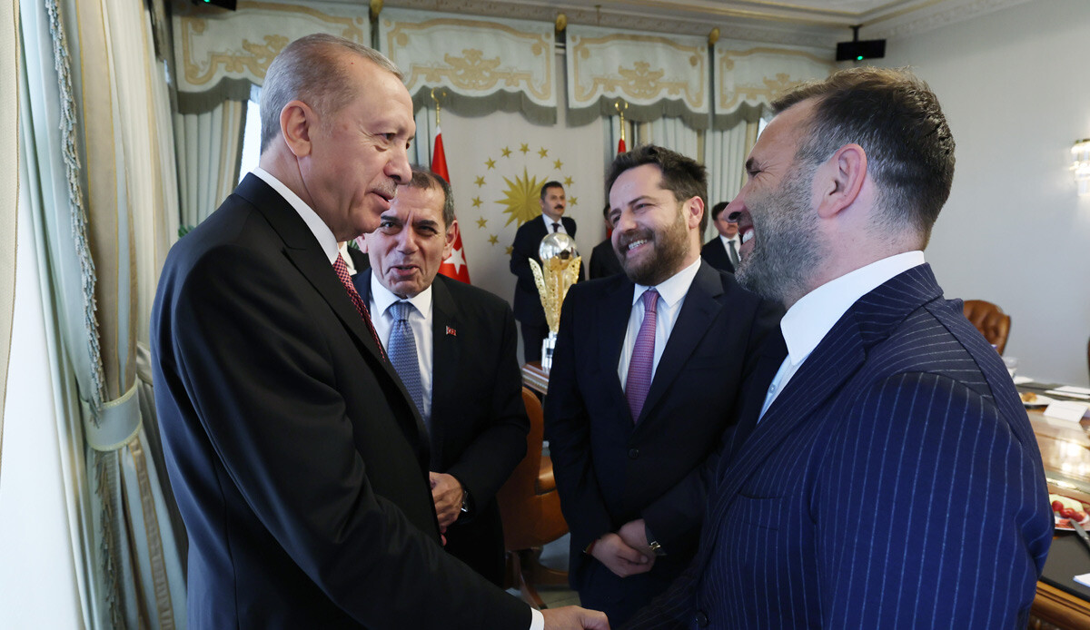 Cumhurbaşkanı Erdoğan Süper Lig şampiyonu Galatasaray