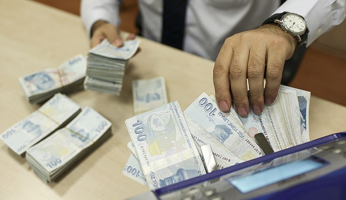 Kamu işçilerine yıl boyu ödenecek ikramiyelerin tarihi belli oldu Kamu işçilerine yıl boyu ödenecek ikramiyelerin tarihi belli oldu