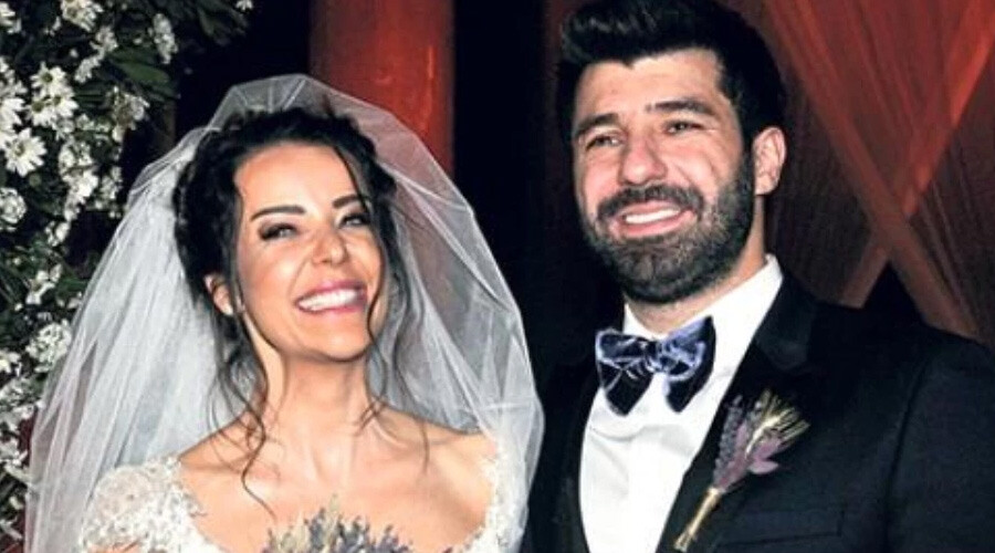 ‘Gelinim Mutfakta’ sunucusu Nursel Ergin’in evliliğinde kara bulutlar… Kapıyı çarpıp çıktı ‘Gelinim Mutfakta’ sunucusu Nursel Ergin’in evliliğinde kara bulutlar… Kapıyı çarpıp çıktı