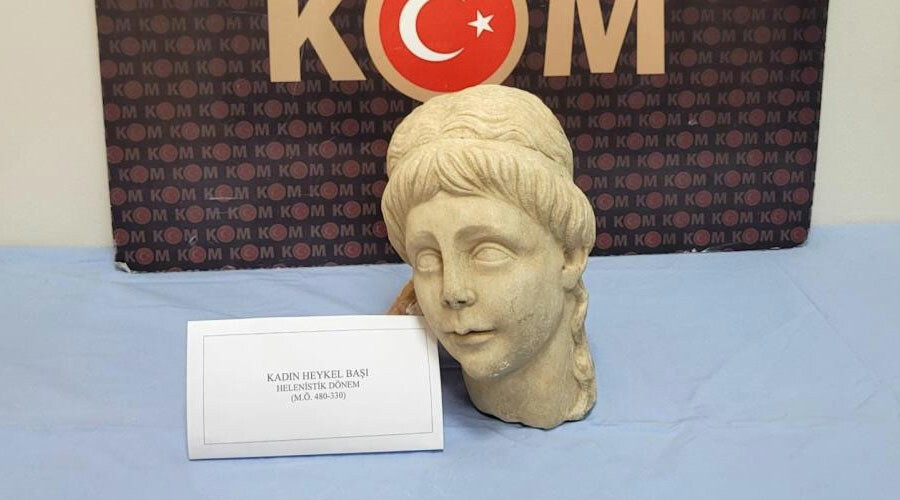 İzmir’de akılalmaz olay: 2 bin yıllık tarihi eser bulaşık makinesinden çıktı İzmir’de akılalmaz olay: 2 bin yıllık tarihi eser bulaşık makinesinden çıktı
