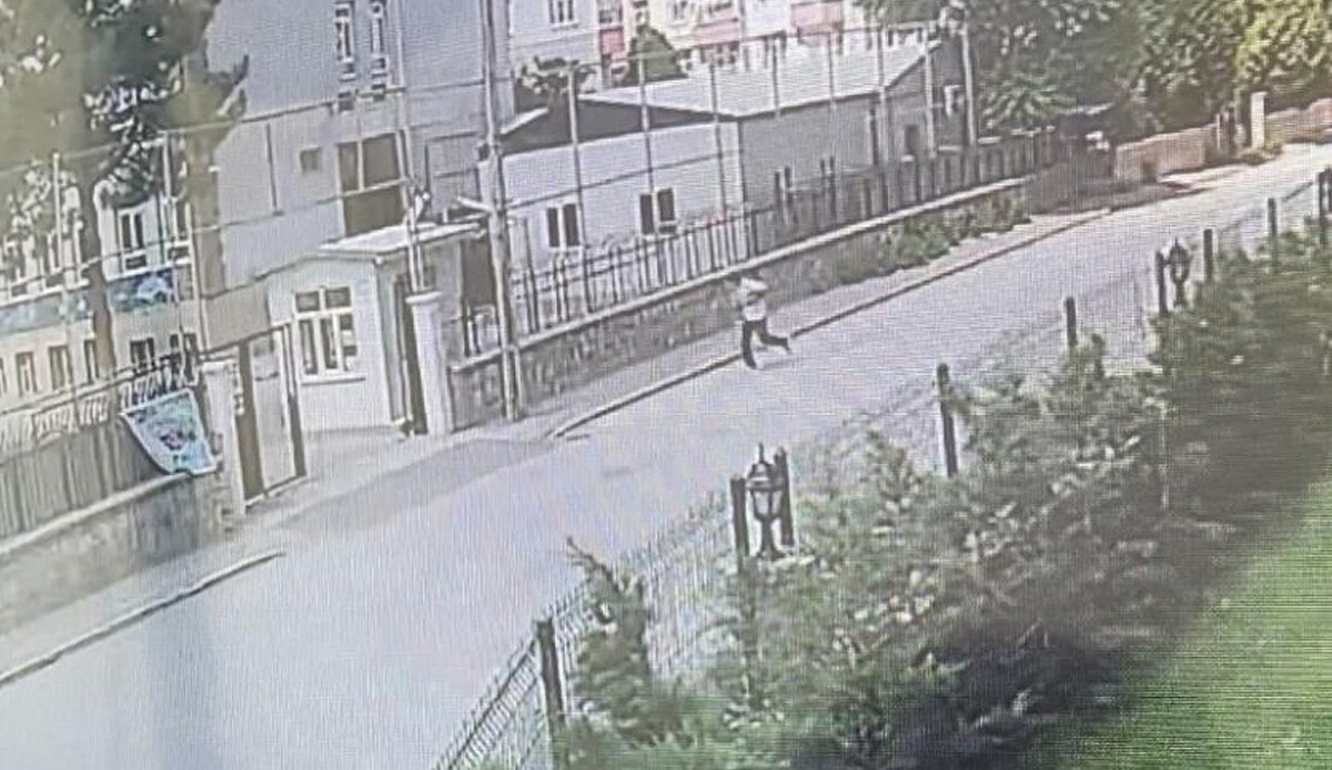Konya’da silahlı kavgada kan aktı! 1 ölü, 1 yaralı, o anlar kamerada Konya’da silahlı kavgada kan aktı! 1 ölü, 1 yaralı, o anlar kamerada