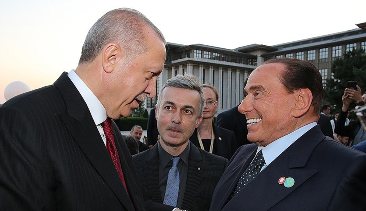 Cumhurbaşkanı Erdoğan'dan Berlusconi'ye veda: Geride silinmez izler bıraktı Cumhurbaşkanı Erdoğan'dan Berlusconi'ye veda: Geride silinmez izler bıraktı