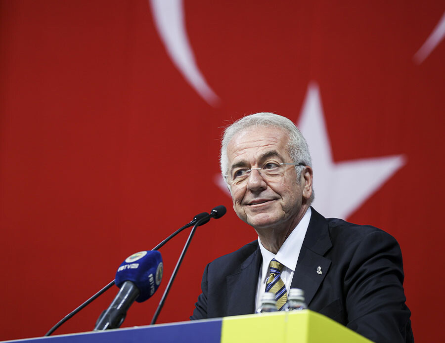Fenerbahçe'nin toplam borcu: 7 milyar 686 milyon lira Fenerbahçe'nin toplam borcu: 7 milyar 686 milyon lira
