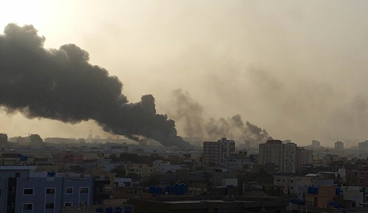Sudan&#039;da gerilim tırmanıyor! Hava saldırısında 5&#039;i çocuk 17 kişi hayatını kaybetti