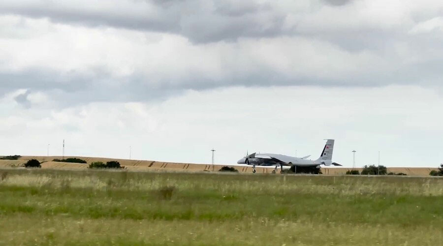 Bayraktar AKINCI’dan tam isabet! Bu kez HGK-82 ile hedefi vurdu...